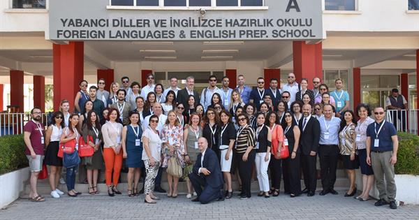 DAÜ Yabancı Diller ve İngilizce Hazırlık Okulu Önemli Bir Konferansa İmza Attı